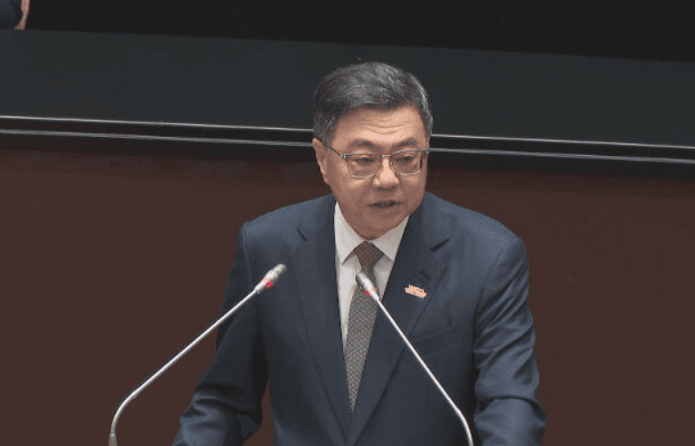 徐佳青遭控讓兒冒「攝影官」出訪　卓榮泰：公務員一定要提高自律
