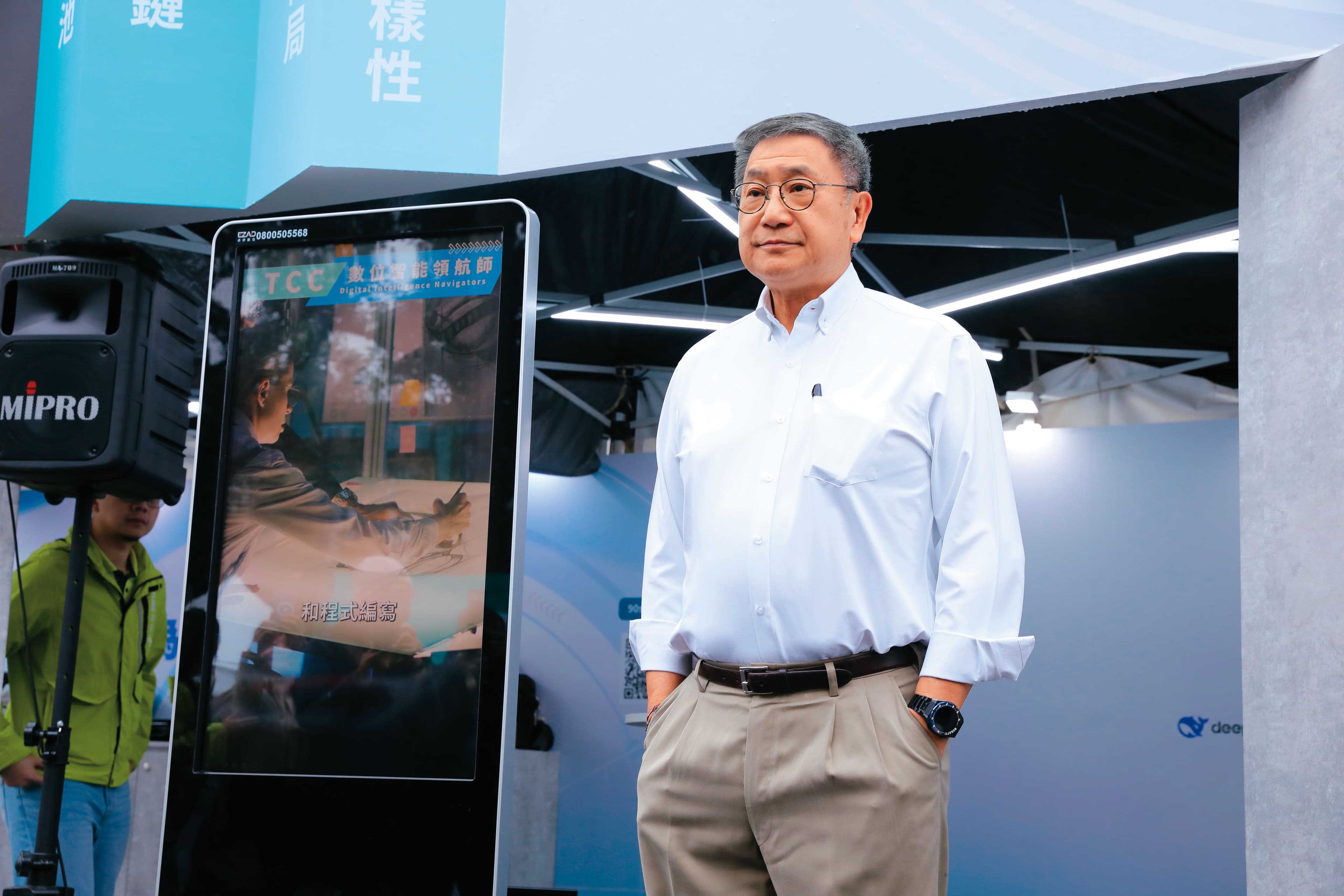台泥董事長張安平曾看好漁電共生是產官學界合作的重大成果，砸下20億元投資嘉義的魚塭。