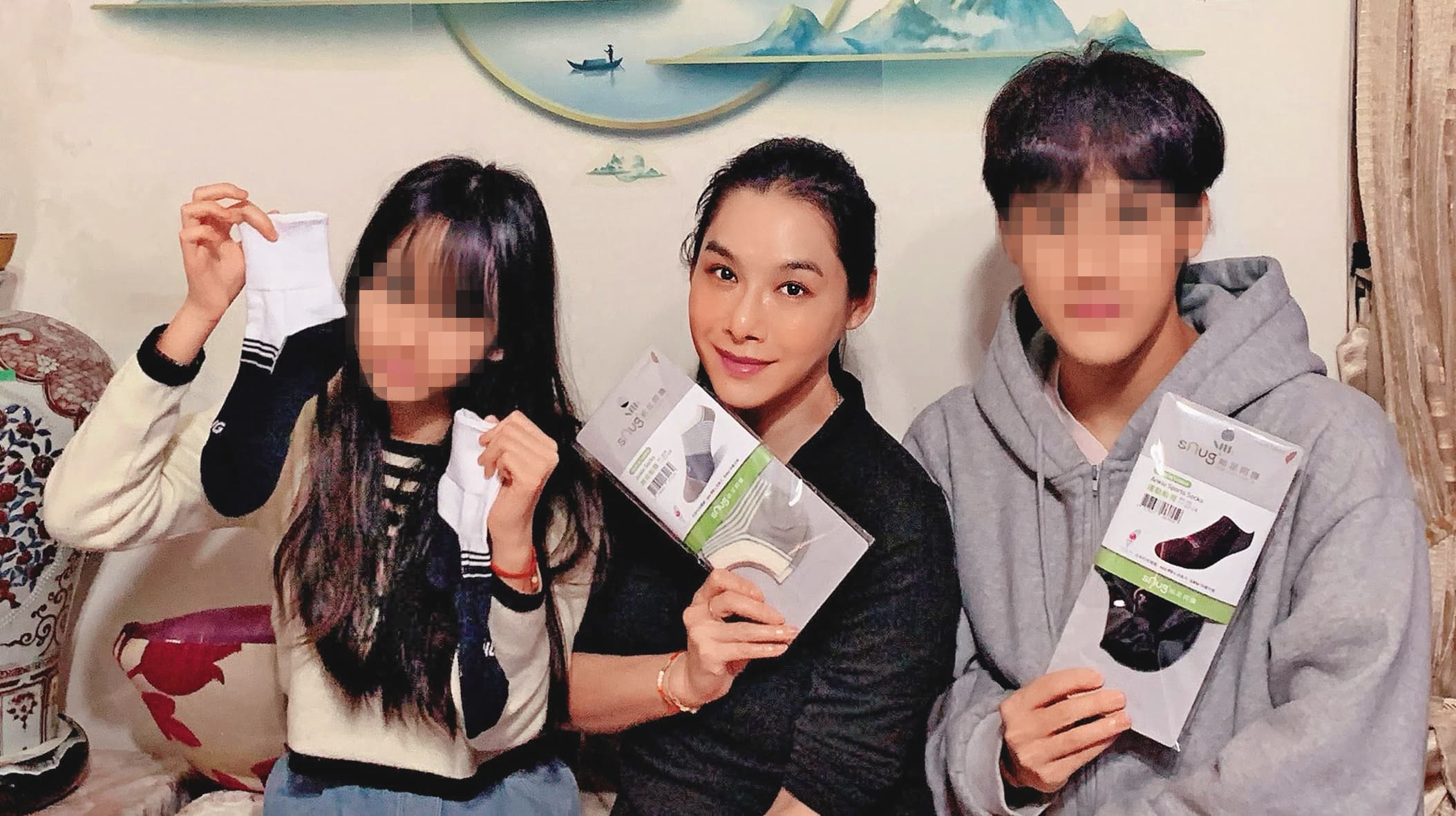 陳柏渝（中）離婚後，和一對兒女的關係非常好。（翻攝自陳柏渝臉書）