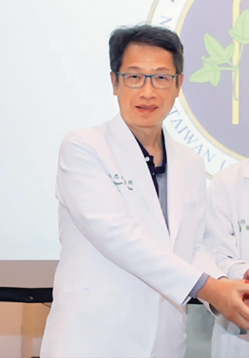 同為婦產科名醫的陳思原,職權性騷多名年輕女醫生,已遭台大懲處。(翻攝景福基金會官網)