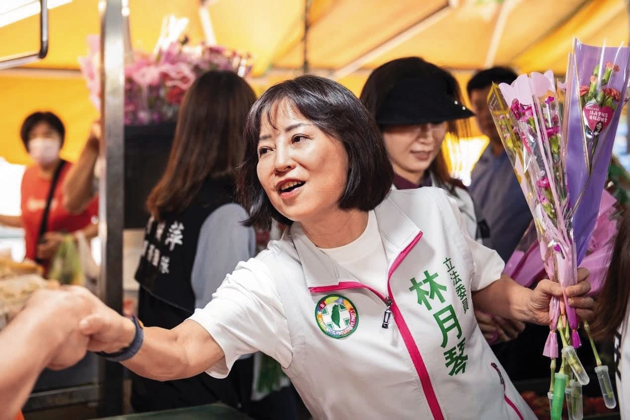 立委林月琴點頭參選苗栗市長,苗栗縣黨部日前通過建請黨中央徵召她。(翻攝陳品安臉書)